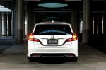 Honda Jade Hybrid 2015 года